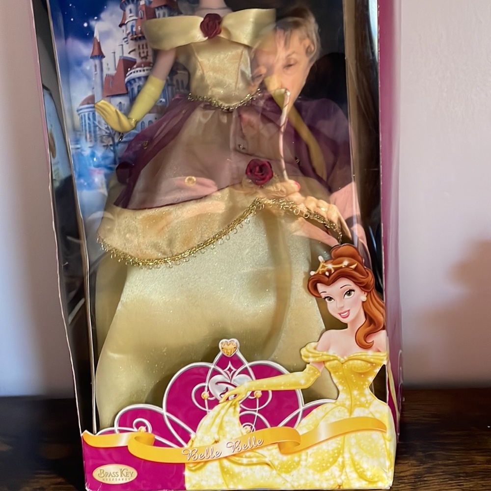 DISNEY BRASS KEY BELLE BELLE DOLL 2009 Enchanted Evening Porcelain Collection - Picture 3 of 5